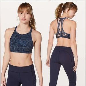 lululemon slide with me sports bra / size 6 / blue